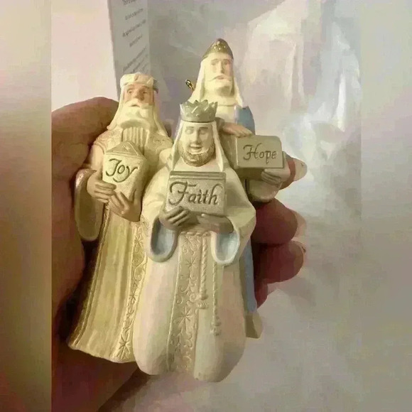 Hallmark Keepsake NEW Christmas Ornament The Three Kings 2009 Joy Faith Hope - Picture 3 of 6